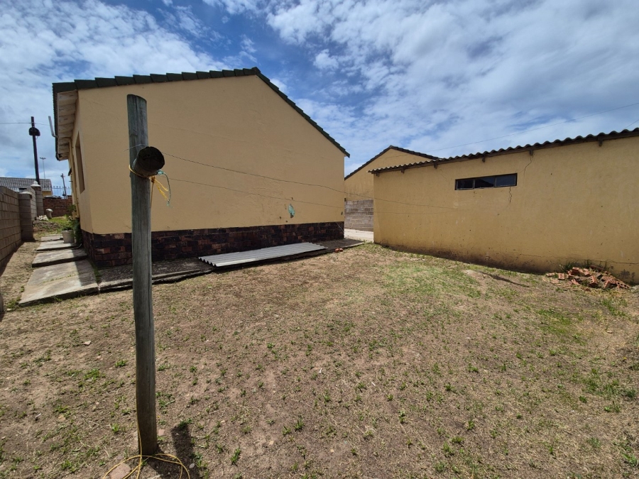 2 Bedroom Property for Sale in Kwadwesi Eastern Cape